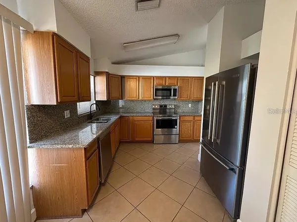 $2,650 | 13624 Laraway Drive, Riverview, FL 33579