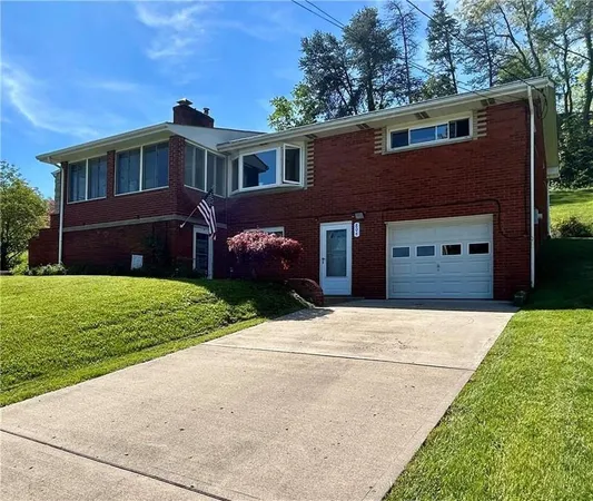 $319,000 | 804 Redwood Drive, McDonald, PA 15057