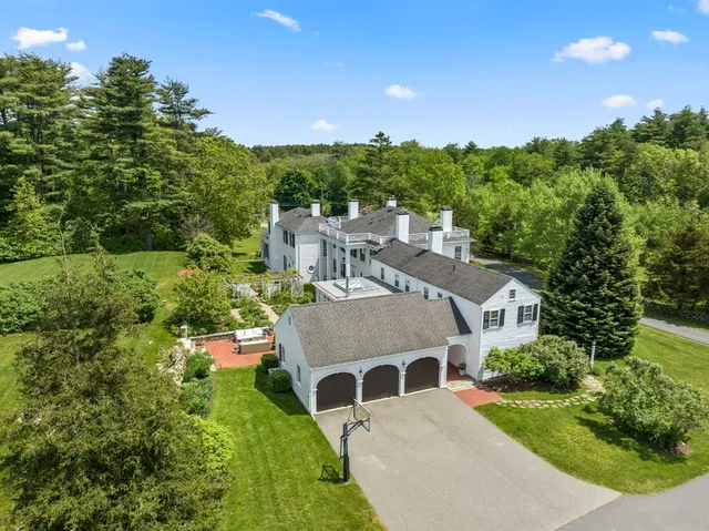 $2,595,000 | 427 Concord Road, Sudbury, MA 01776