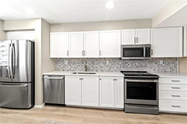 $9,500 | 519 Bayport Way, Unit 519, Longboat Key, FL 34228