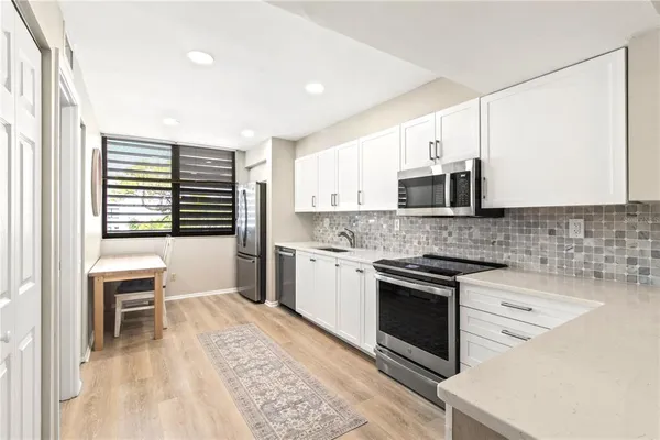 $10,000 | 519 Bayport Way, Unit 519, Longboat Key, FL 34228