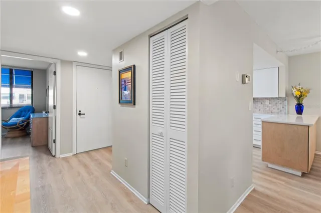 $9,500 | 519 Bayport Way, Unit 519, Longboat Key, FL 34228