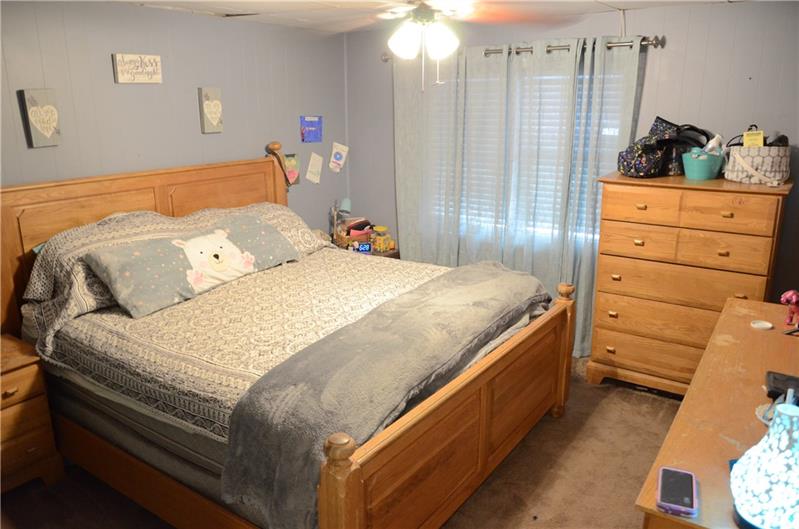 2288 Freeport Road Pittsburgh, PA 15238 - Photo 11 of 18 master bedroom