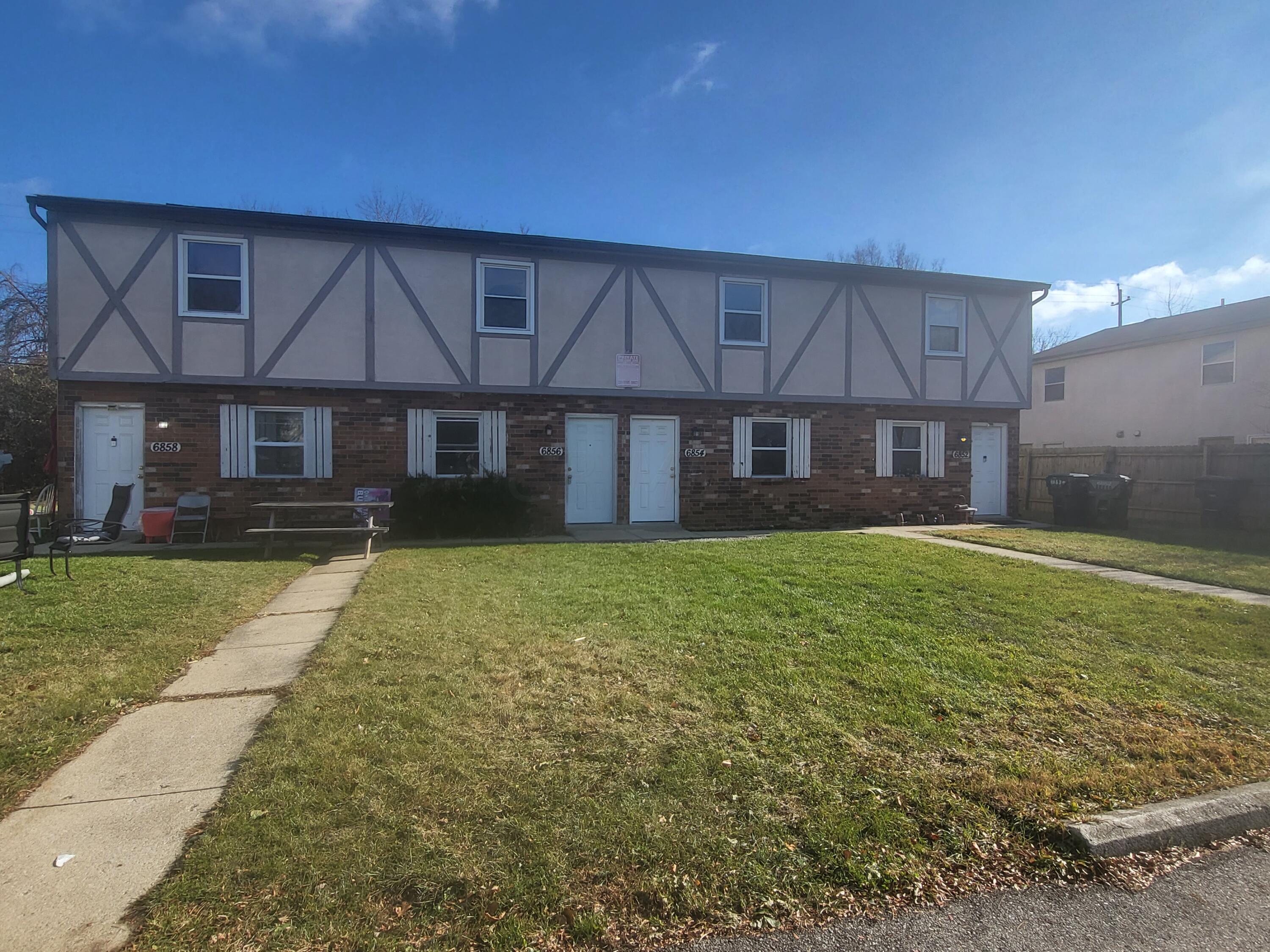 6852-6858 Garden Terrace Road Columbus, OH 43229 - Photo 17 of 27 20221125_115840
