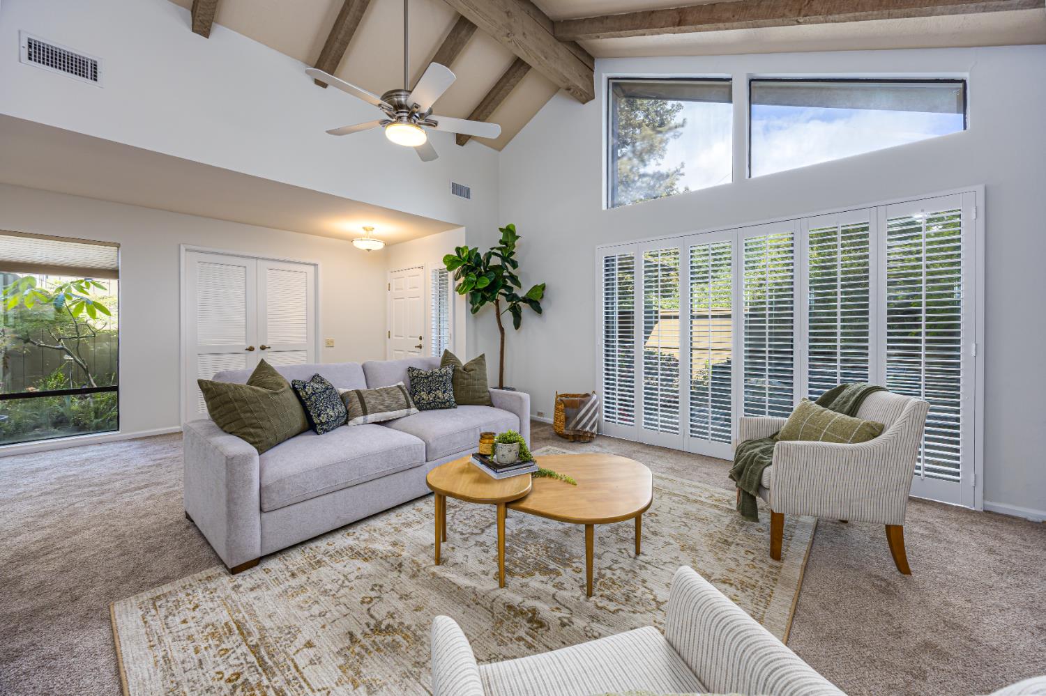 413 East Ranch Road Sacramento, CA 95825 - Photo 4 of 42
