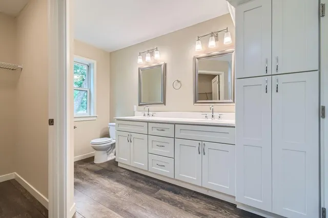 $359,900 | 120 Case Avenue East, St. Paul, MN 55117