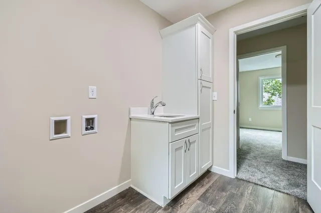 $359,900 | 120 Case Avenue East, St. Paul, MN 55117