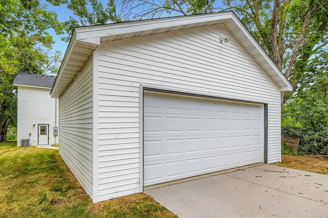 $359,900 | 120 Case Avenue East, St. Paul, MN 55117