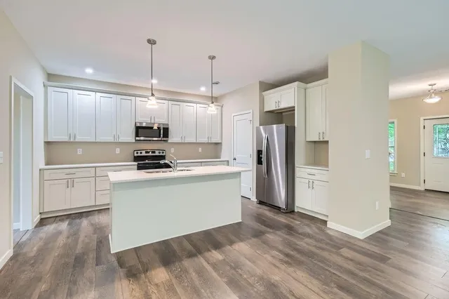 $359,900 | 120 Case Avenue East, St. Paul, MN 55117