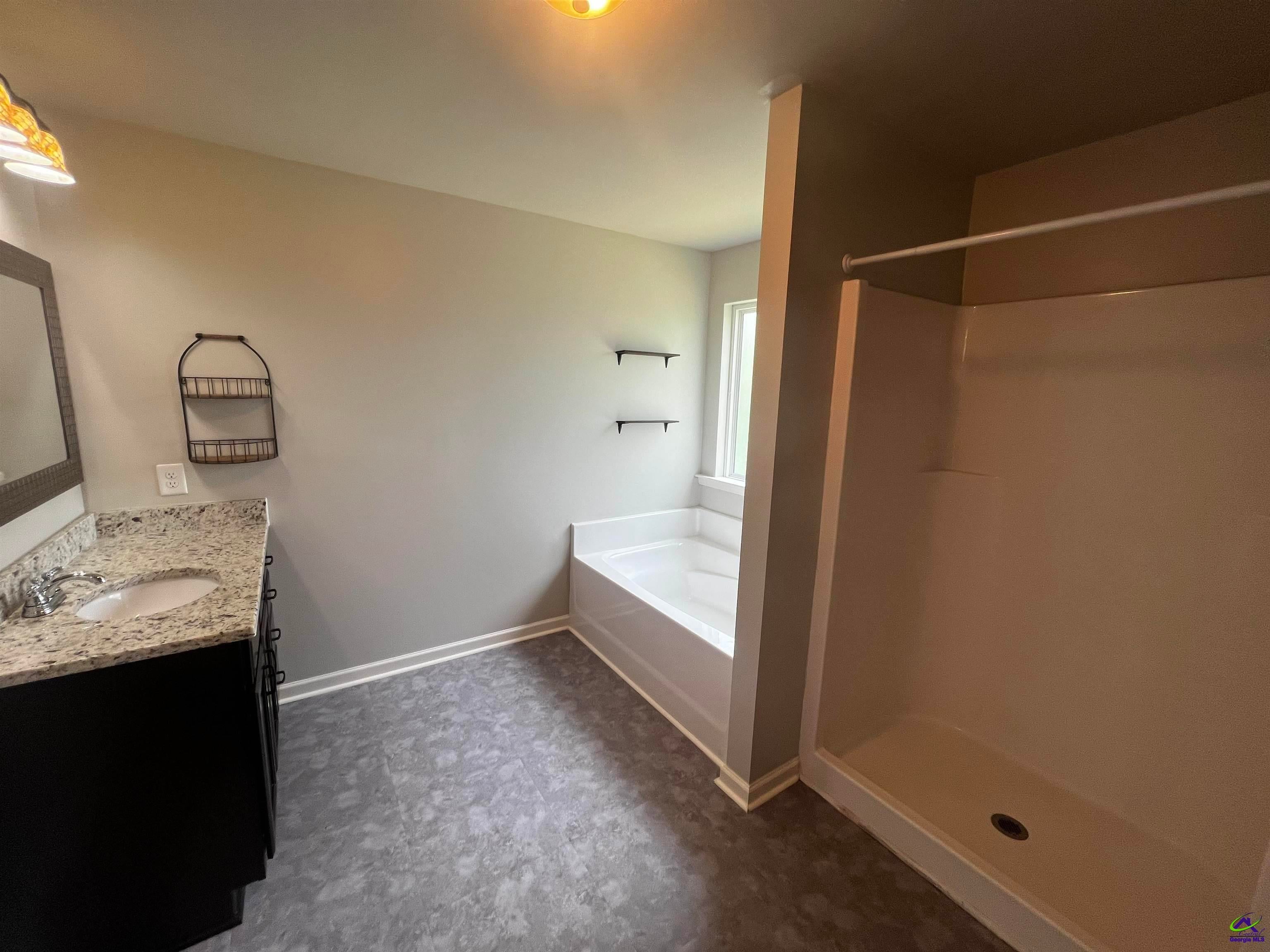 323 Rippling Water Way Perry, GA 31069 - Photo 10 of 16 Gallery Image 10