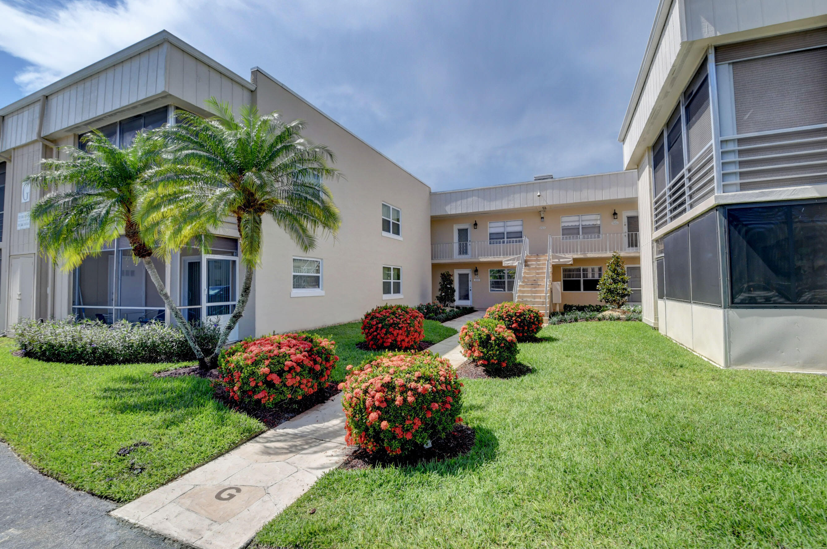 330 Capri G Delray Beach, FL 33484 - Photo 1 of 54 DSC_8659_60_61_62_63