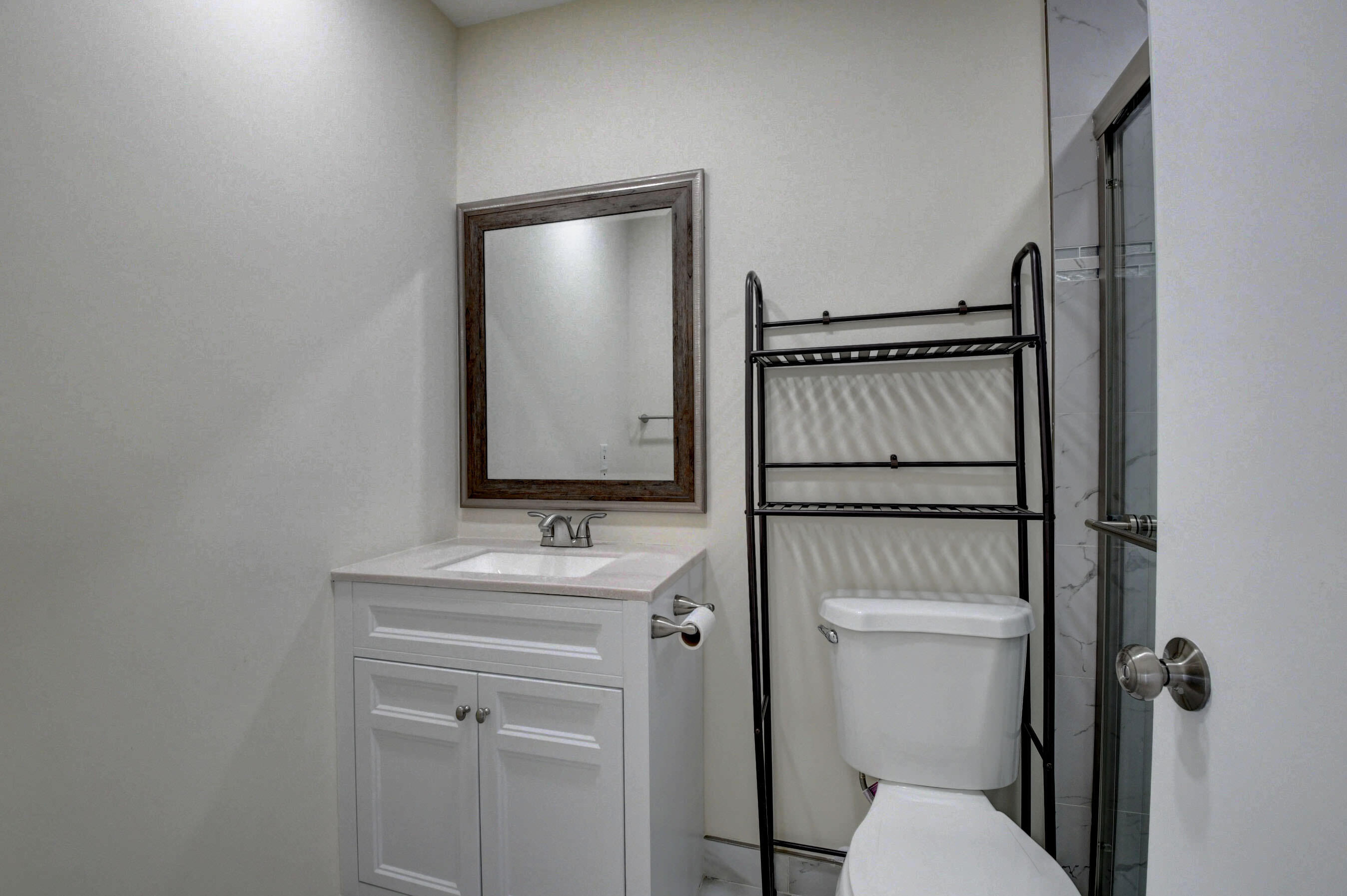 330 Capri G Delray Beach, FL 33484 - Photo 18 of 54 DSC_8764_5_6_7_8