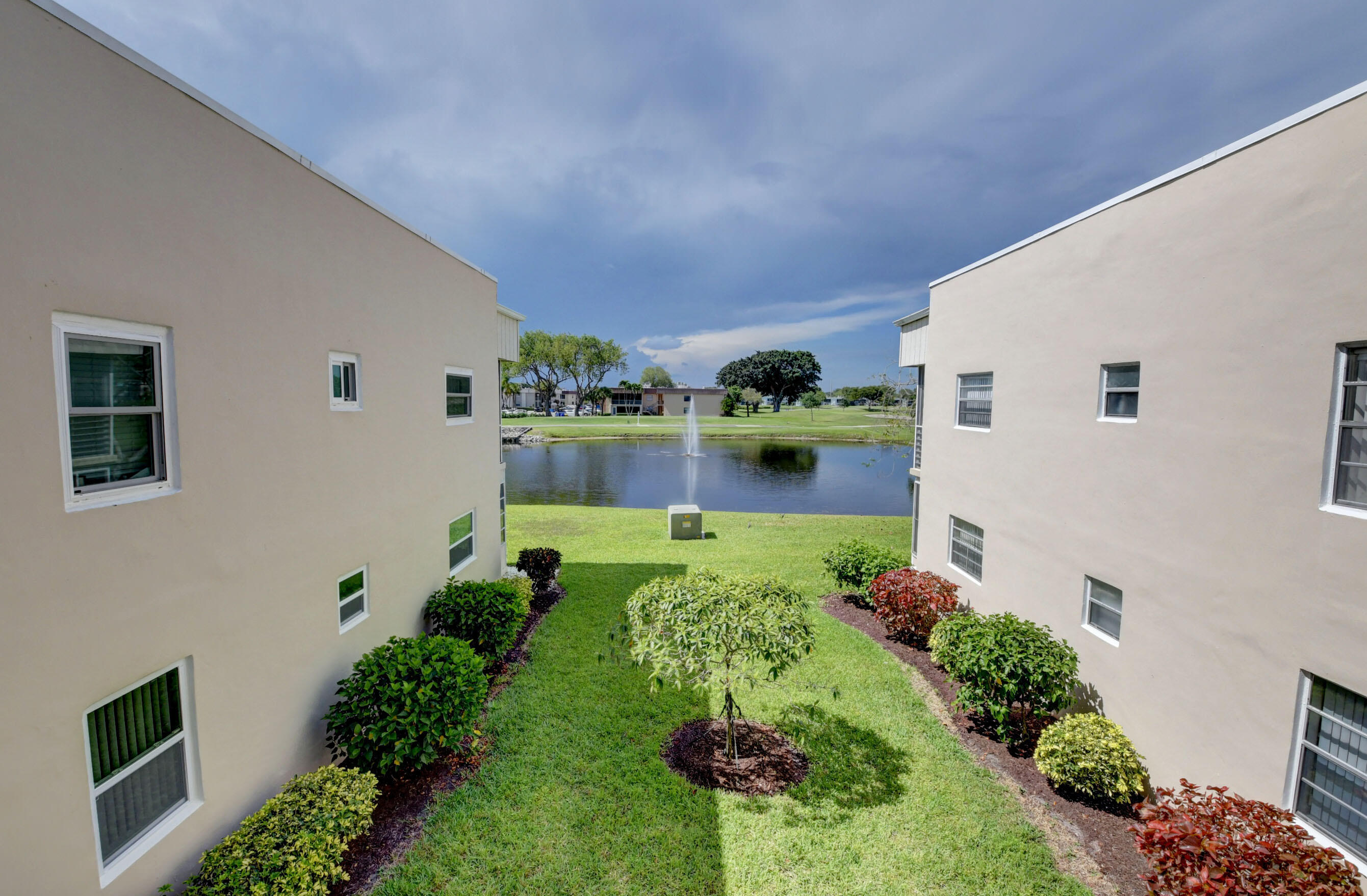 330 Capri G Delray Beach, FL 33484 - Photo 2 of 54 DSC_8674_5_6_7_8