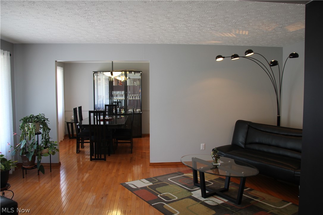 5394 Links Road Mentor, OH 44060 - Photo 4 of 32 Gallery Image 4