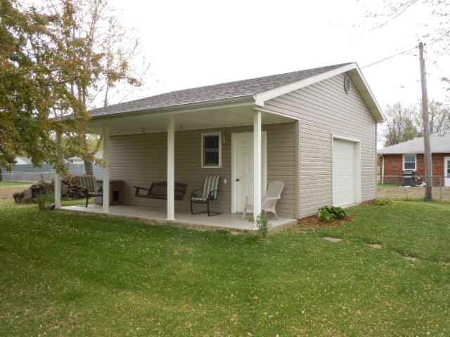 3504 North Burgess Road Muncie, IN 47304 - Photo 12 of 15 Gallery Image 12
