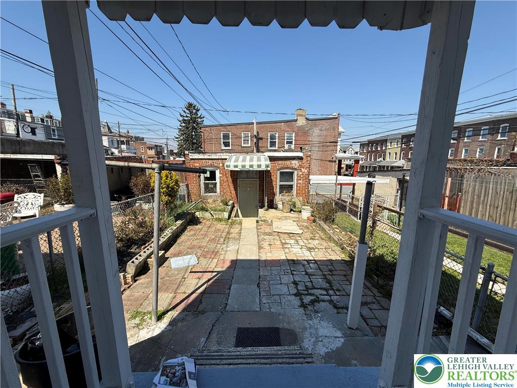 445 Washington Street Allentown, PA 18102 - Photo 11 of 27 a view of a balcony with wooden floor