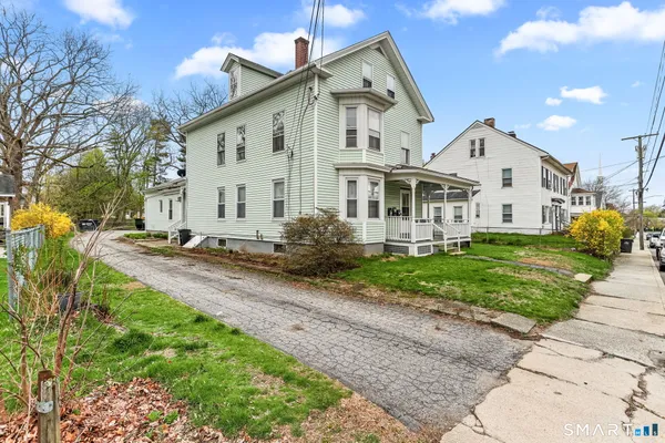 $1,600 | 63 Reynolds Street, Unit B, Killingly, CT 06239