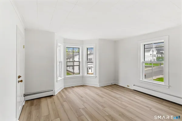 $1,600 | 63 Reynolds Street, Unit B, Killingly, CT 06239