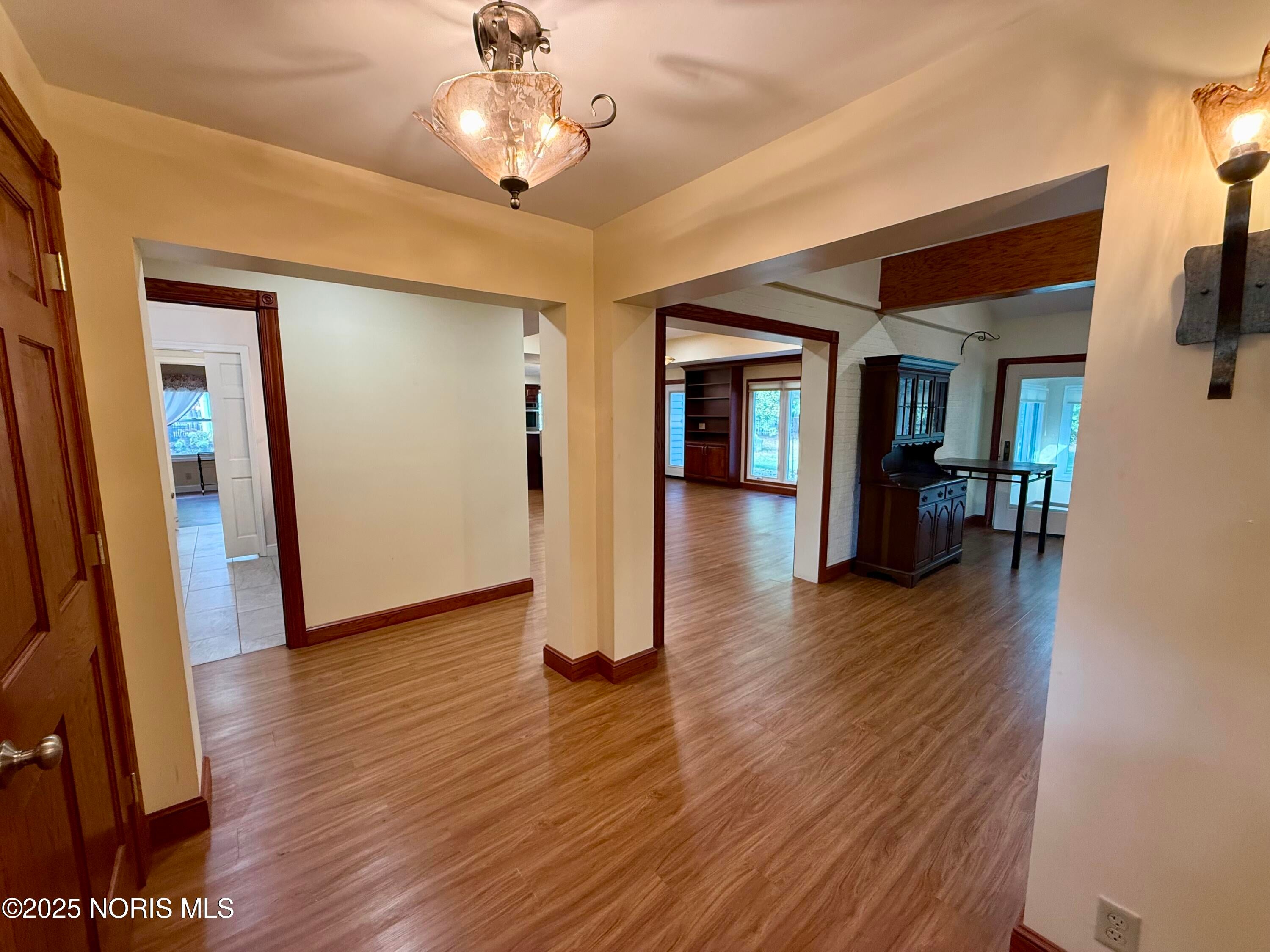 505 Bright Road Findlay, OH 45840 - Photo 4 of 39 505-006