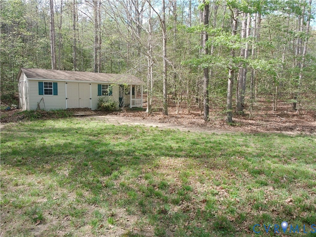 4628 Bradley Farm Road Tappahannock, VA 22560 - Photo 16 of 66
