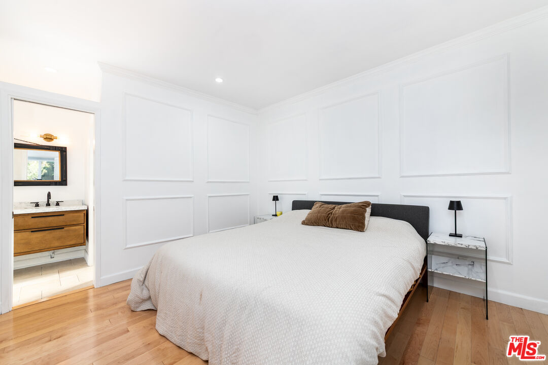 933 17th Street, Unit 14 Santa Monica, CA 90403 - Photo 13 of 29