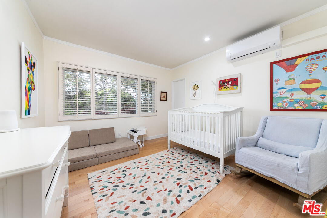 933 17th Street, Unit 14 Santa Monica, CA 90403 - Photo 19 of 29