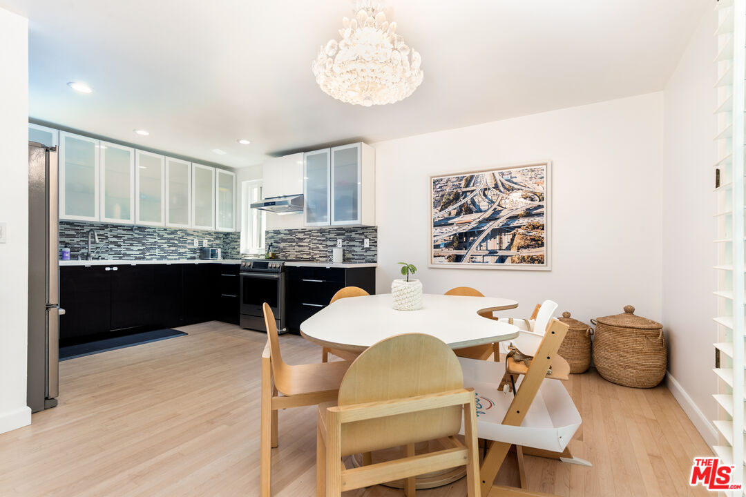 933 17th Street, Unit 14 Santa Monica, CA 90403 - Photo 6 of 29