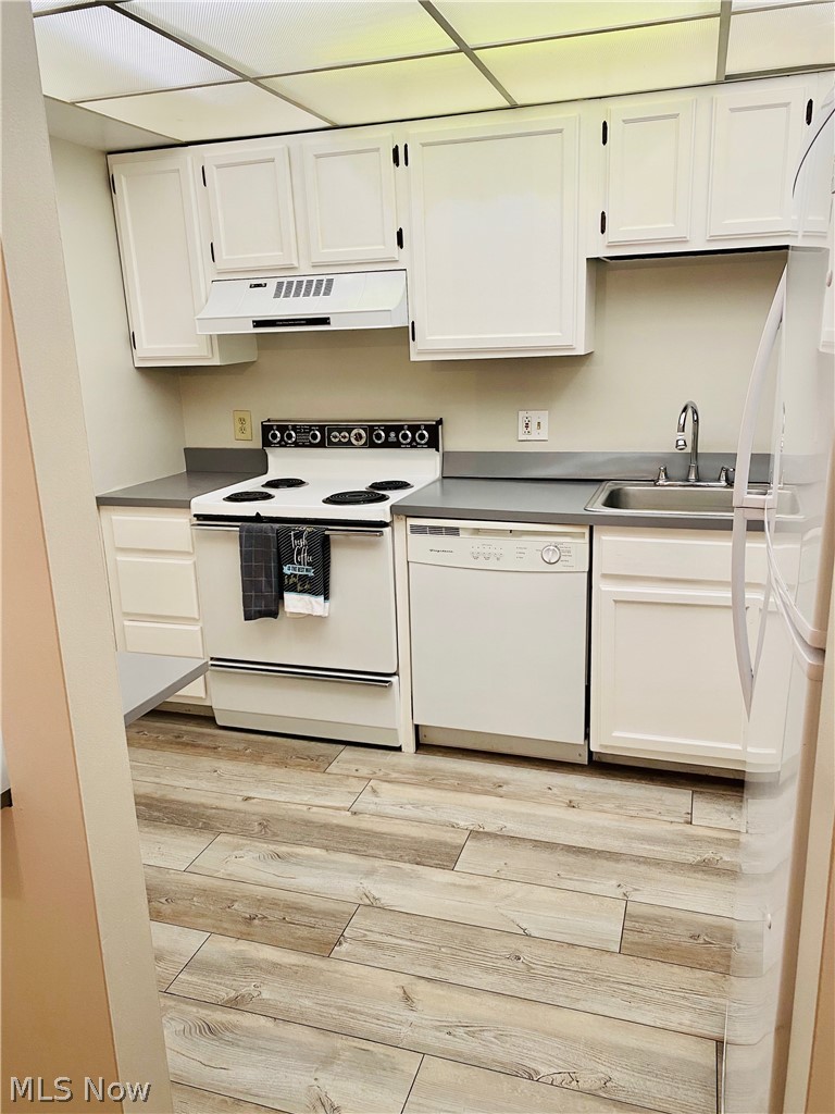 22942 Mastick Road, Unit 203 Cleveland, OH 44126 - Photo 3 of 16