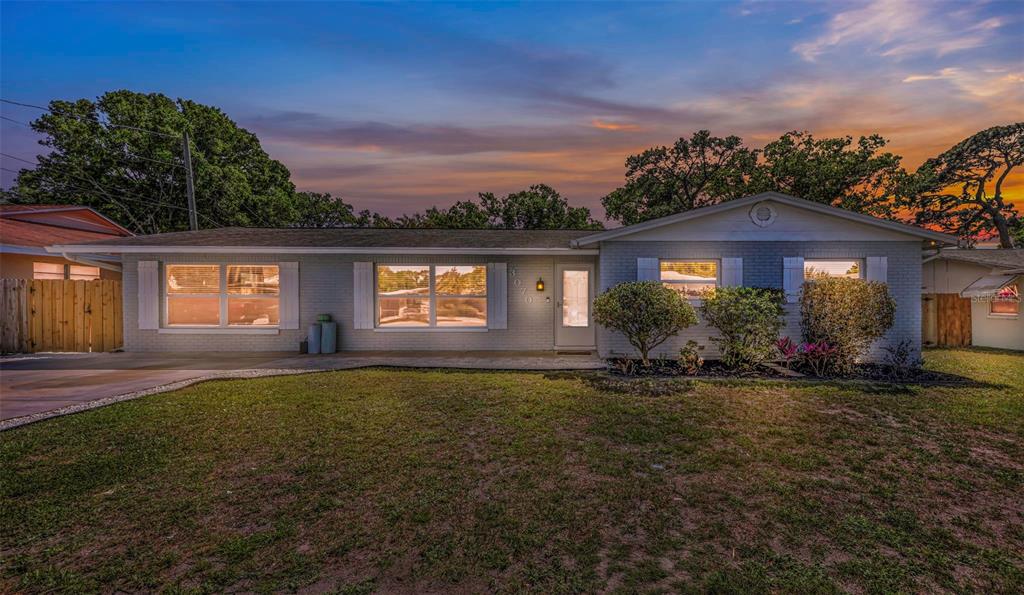 3070 Dryer Avenue Largo, FL 33770 - Photo 1 of 1