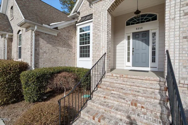 $798,000 | 8313 Covington Hill Way, Apex, NC 27539