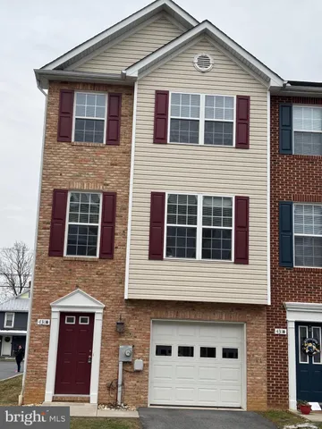 $1,650 | 431 West Baltimore Street, Unit A, Greencastle, PA 17225