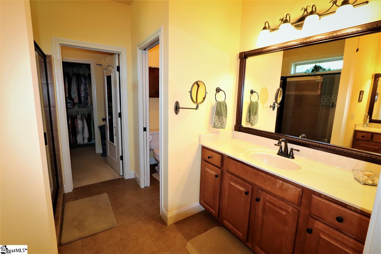 140 Fox Farm Way Greer, SC 29651 - Photo 14 of 36 Gallery Image 14
