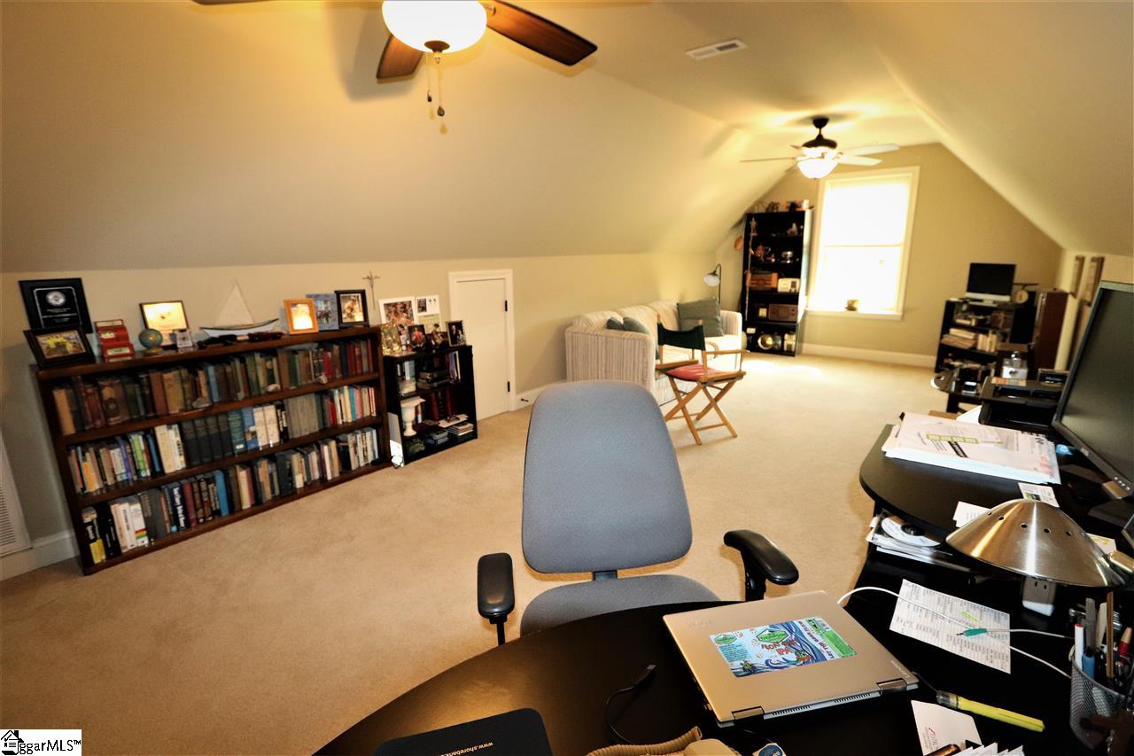 140 Fox Farm Way Greer, SC 29651 - Photo 21 of 36 Gallery Image 21