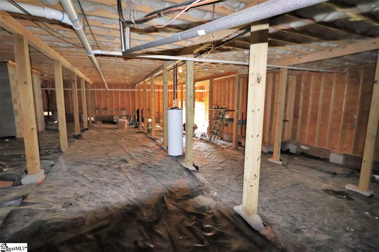 140 Fox Farm Way Greer, SC 29651 - Photo 34 of 36 Gallery Image 34