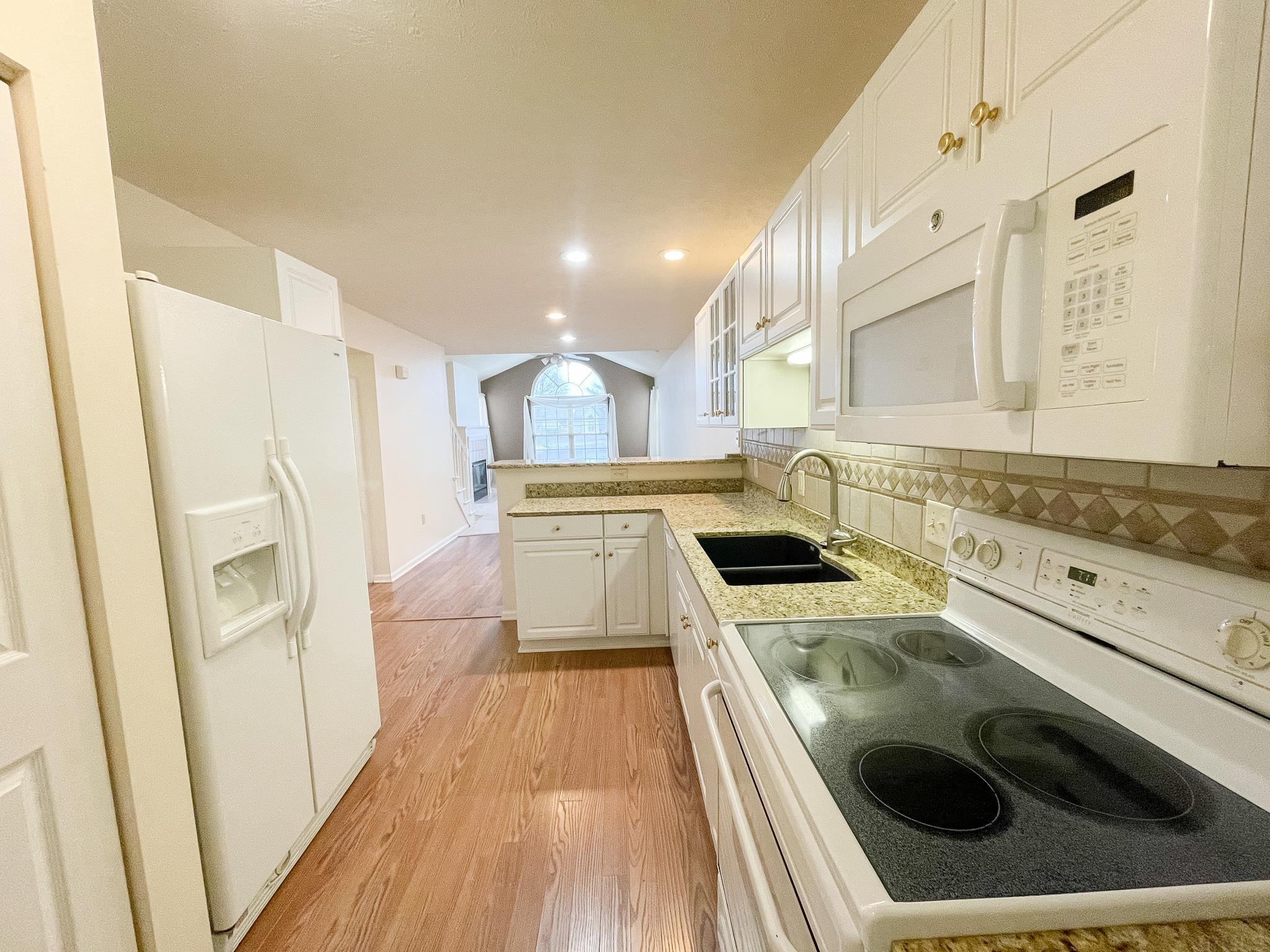 8122 Gateway Drive Evansville, IN 47715 - Photo 12 of 31