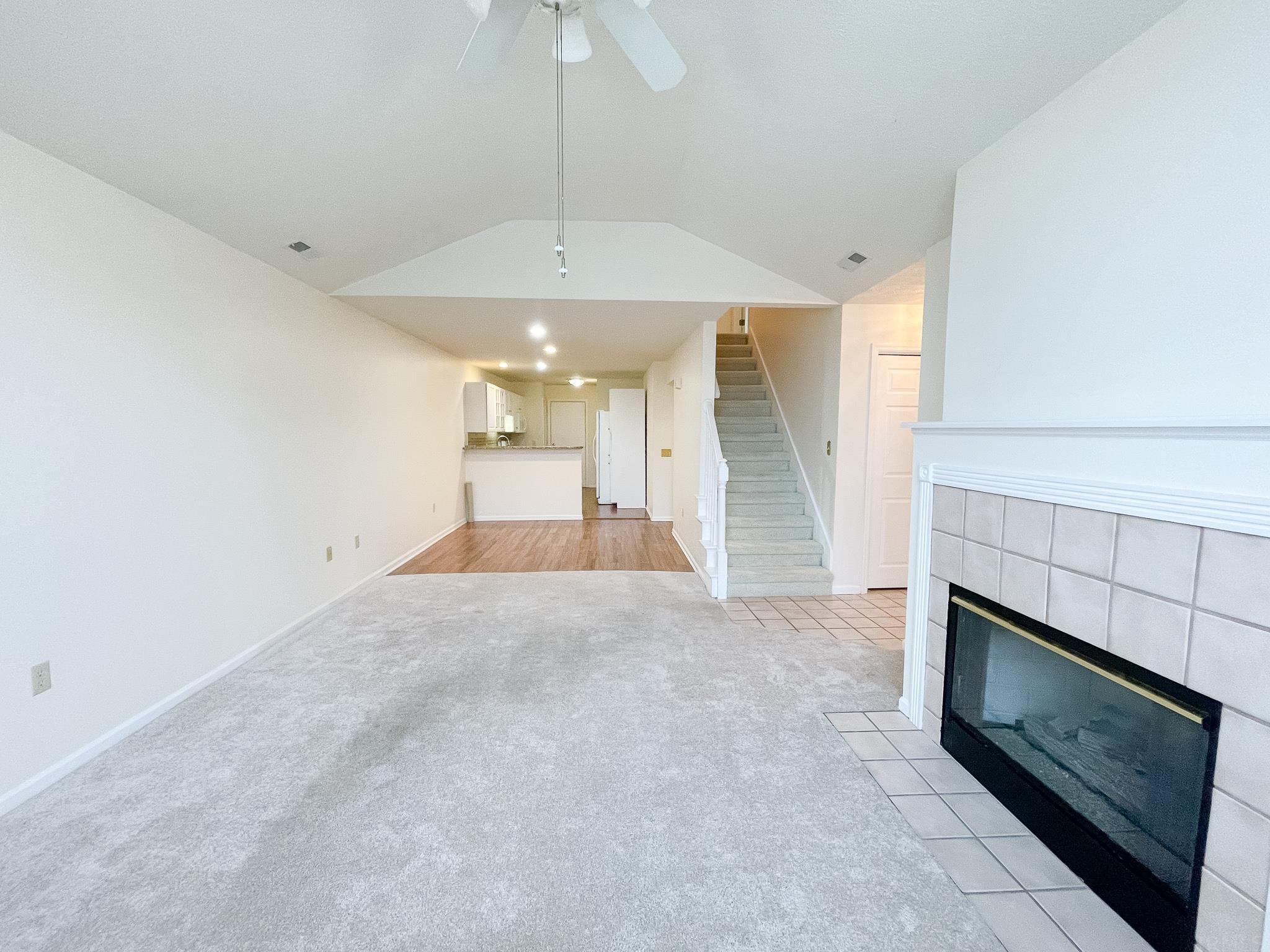 8122 Gateway Drive Evansville, IN 47715 - Photo 8 of 31