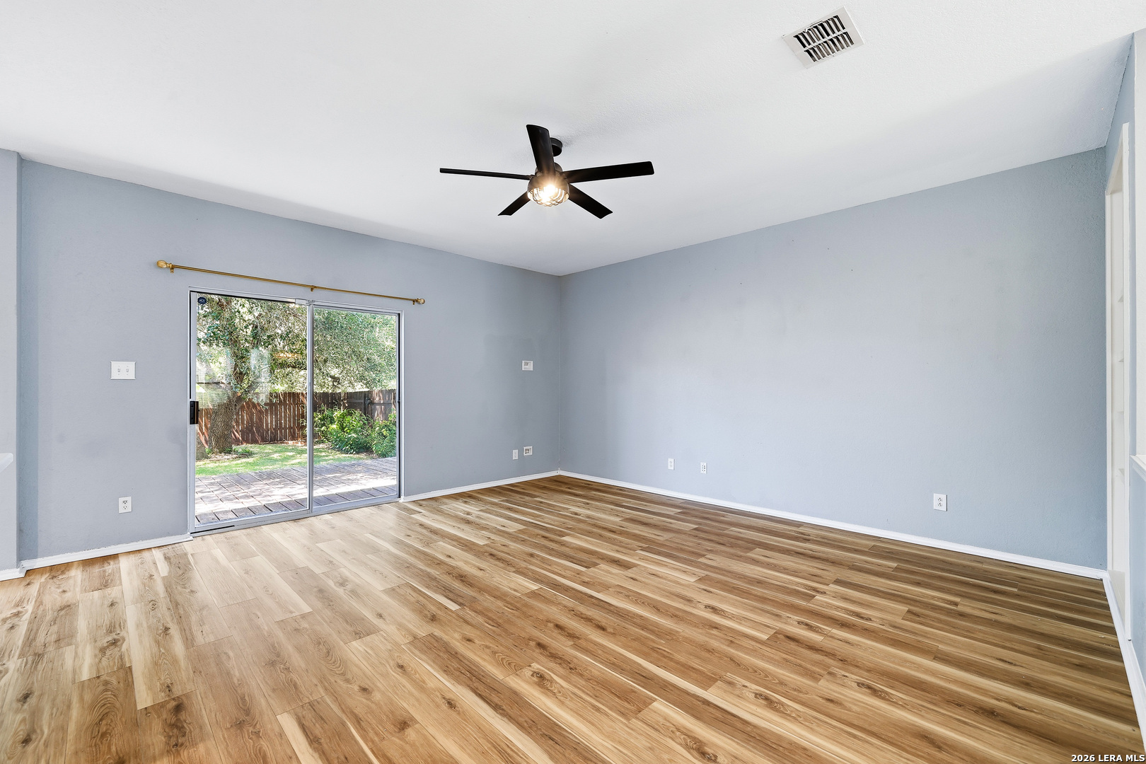 7101 Avery Road Live Oak, TX 78233 - Photo 5 of 26 Gallery Image 5