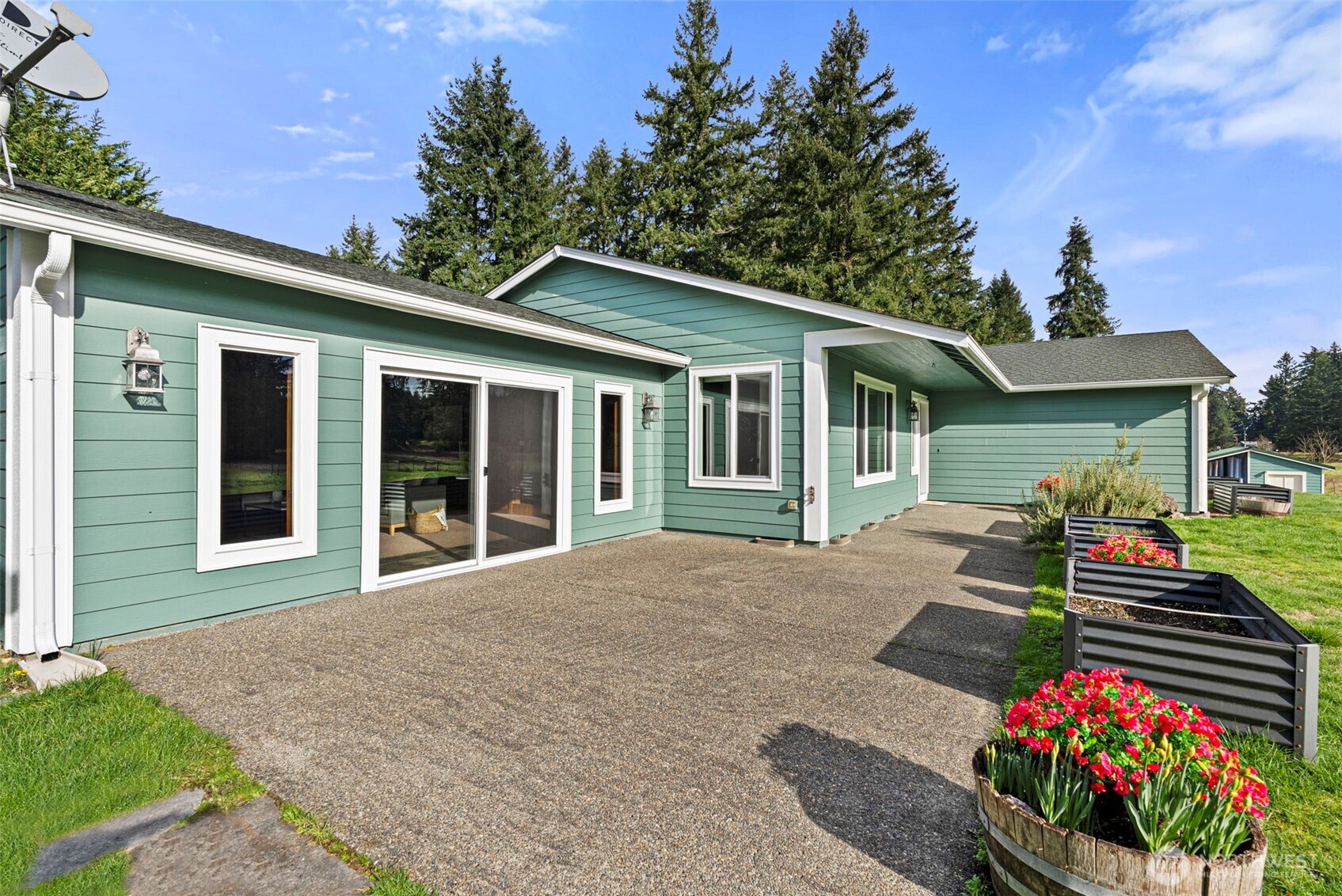 16724 Violet Prairie Road Southeast Tenino, WA 98589 - Photo 3 of 40