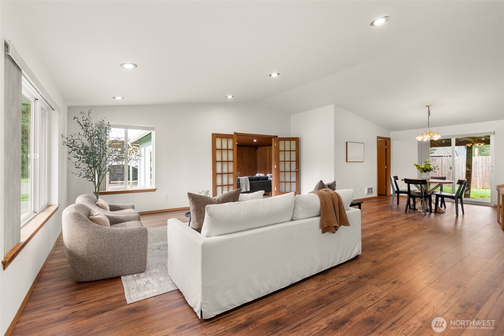 16724 Violet Prairie Road Southeast Tenino, WA 98589 - Photo 4 of 40