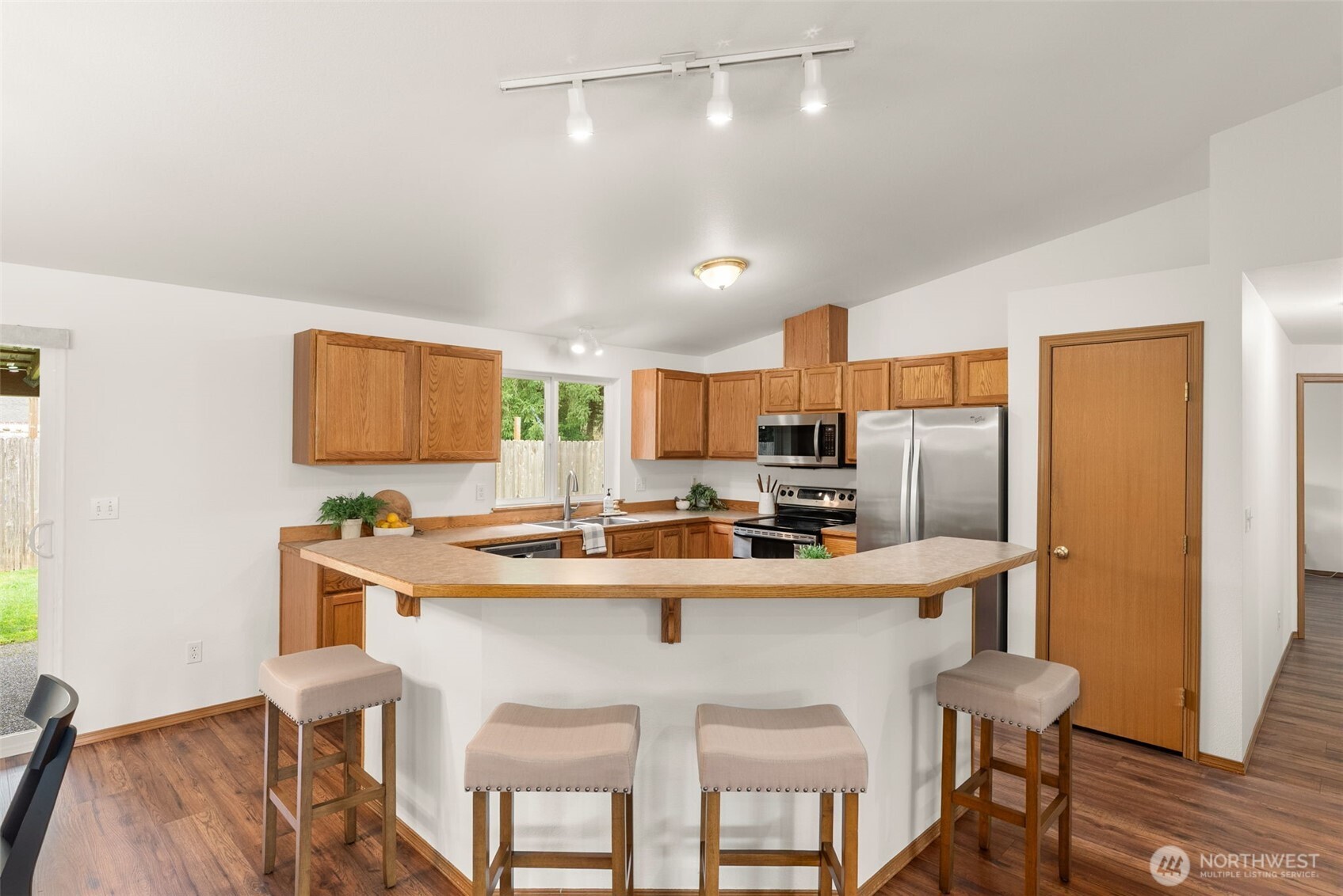 16724 Violet Prairie Road Southeast Tenino, WA 98589 - Photo 10 of 40