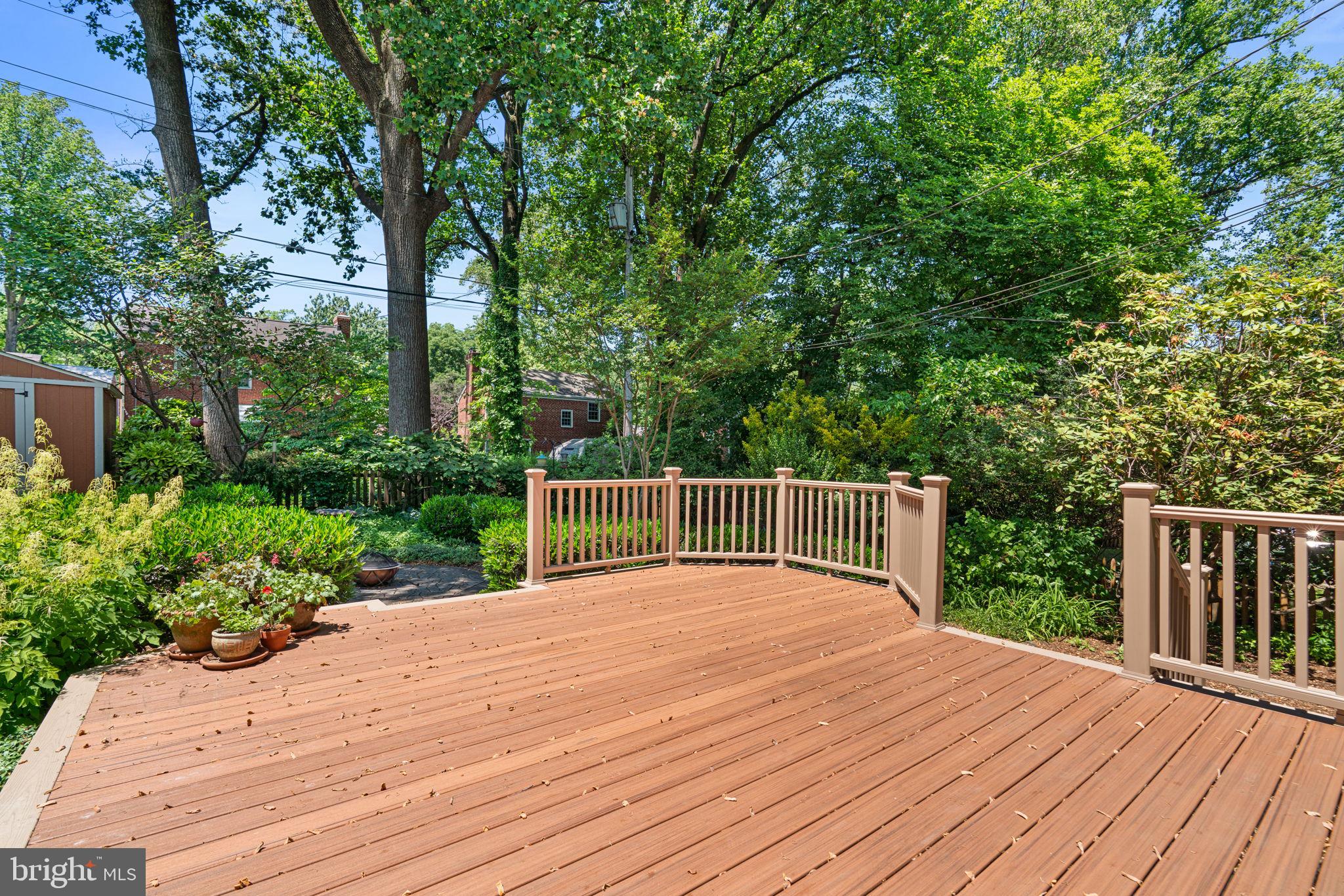 28 Dunmore Road Baltimore, MD 21228 - Photo 37 of 54