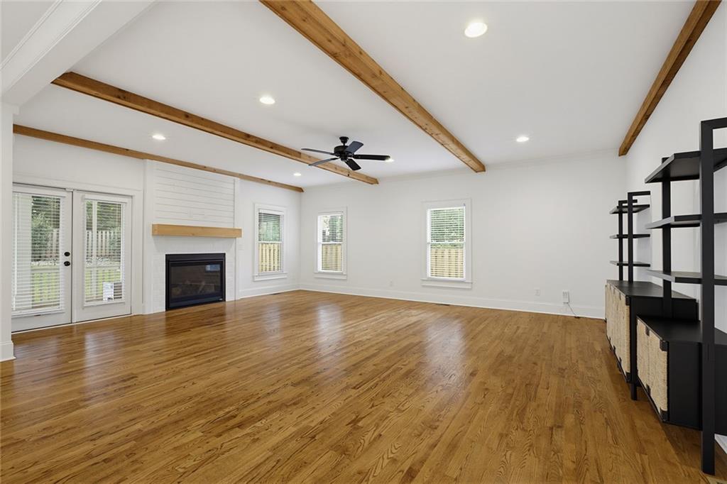 827 Derrydown Way Decatur, GA 30030 - Photo 8 of 38 Gallery Image 8
