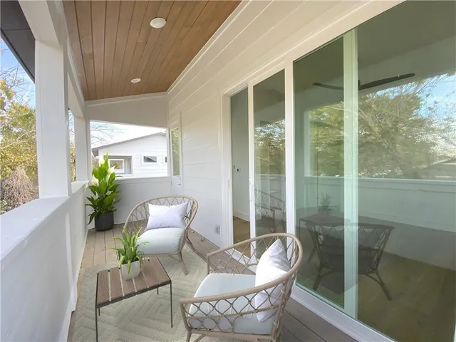 $2,895 | 6100 Ponca Street, Unit 2, Austin, TX 78741