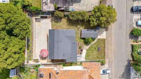 $680,000 | 25910 Westview Way, Hayward, CA 94542