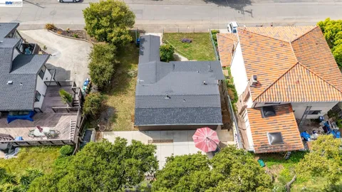 $680,000 | 25910 Westview Way, Hayward, CA 94542