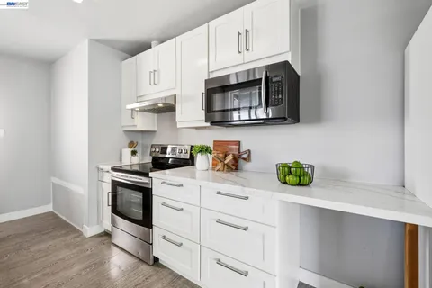 $680,000 | 25910 Westview Way, Hayward, CA 94542