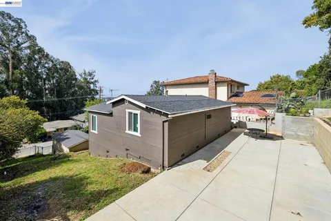 $680,000 | 25910 Westview Way, Hayward, CA 94542