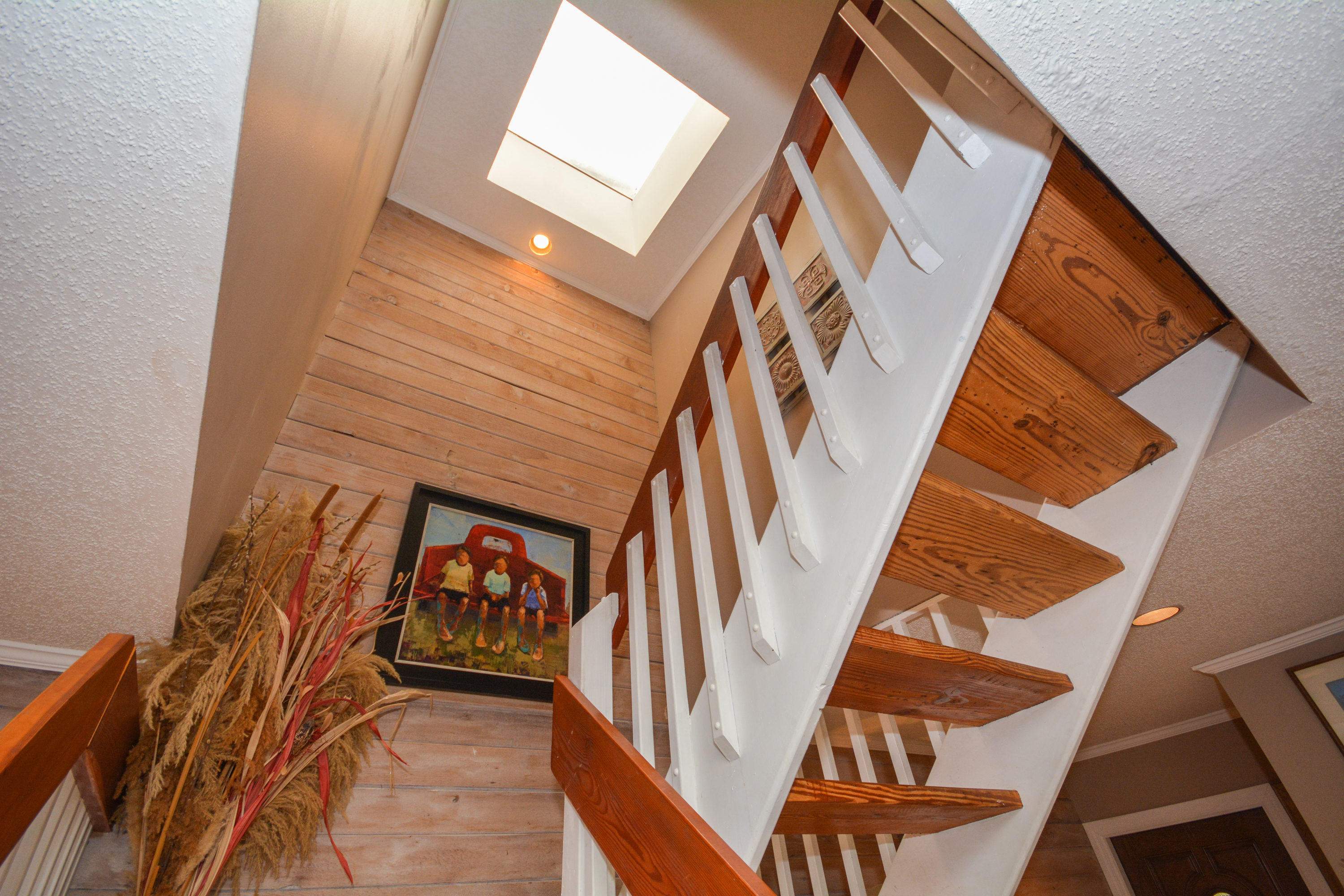 6071 Glendale Drive Boca Raton, FL 33433 - Photo 14 of 34 Stairway