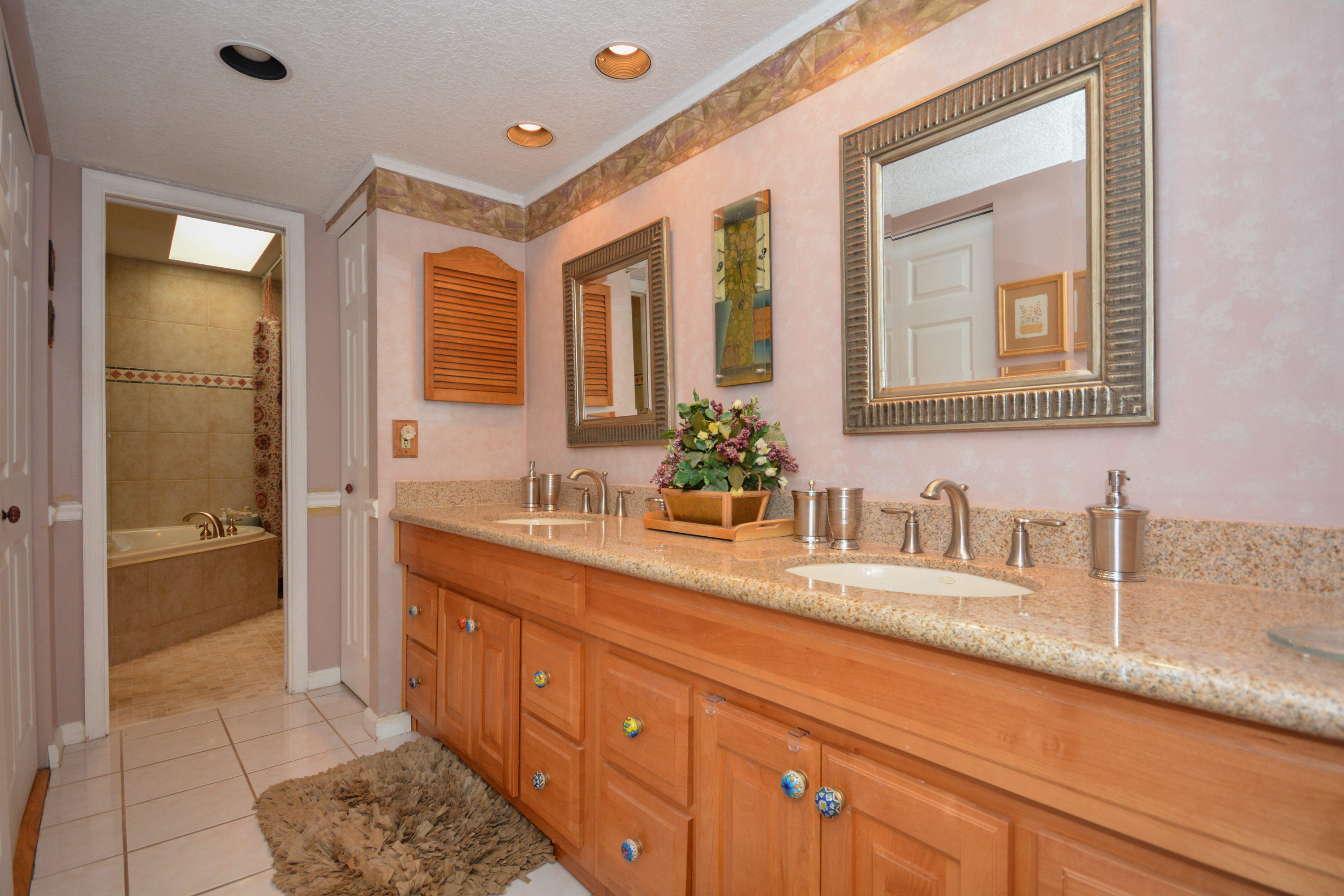 6071 Glendale Drive Boca Raton, FL 33433 - Photo 19 of 34 Master Bath