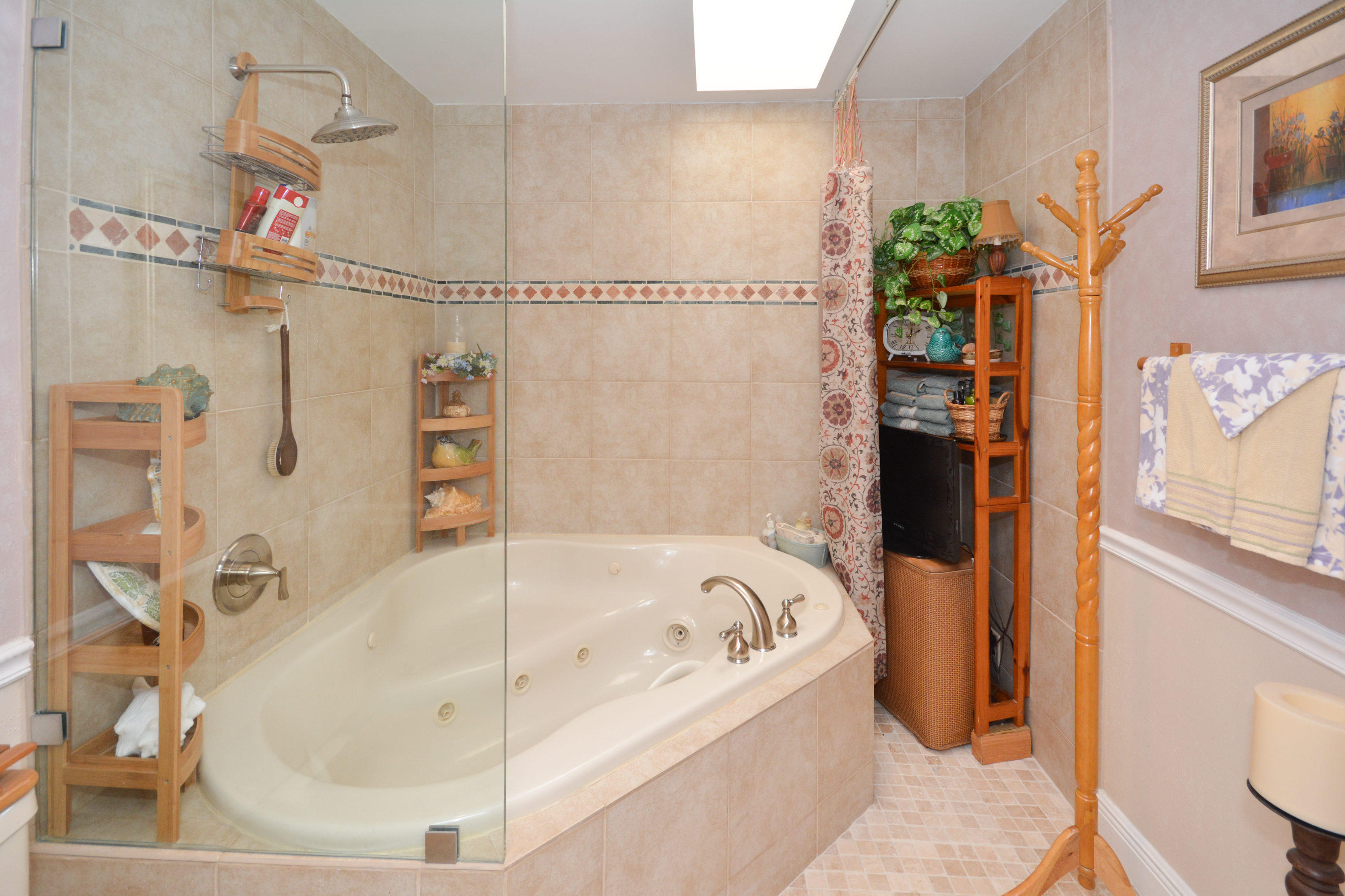 6071 Glendale Drive Boca Raton, FL 33433 - Photo 20 of 34 Master Bath